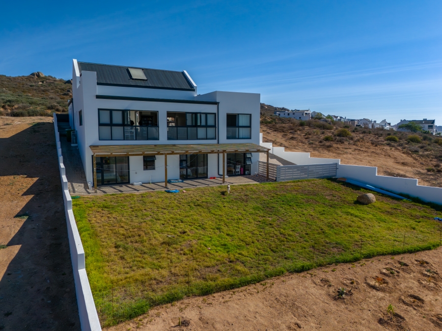4 Bedroom Property for Sale in Britannica Heights Western Cape
